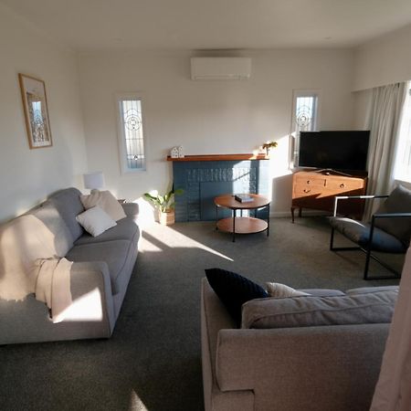 4 Bedroom In Great Location Hamilton Exterior foto