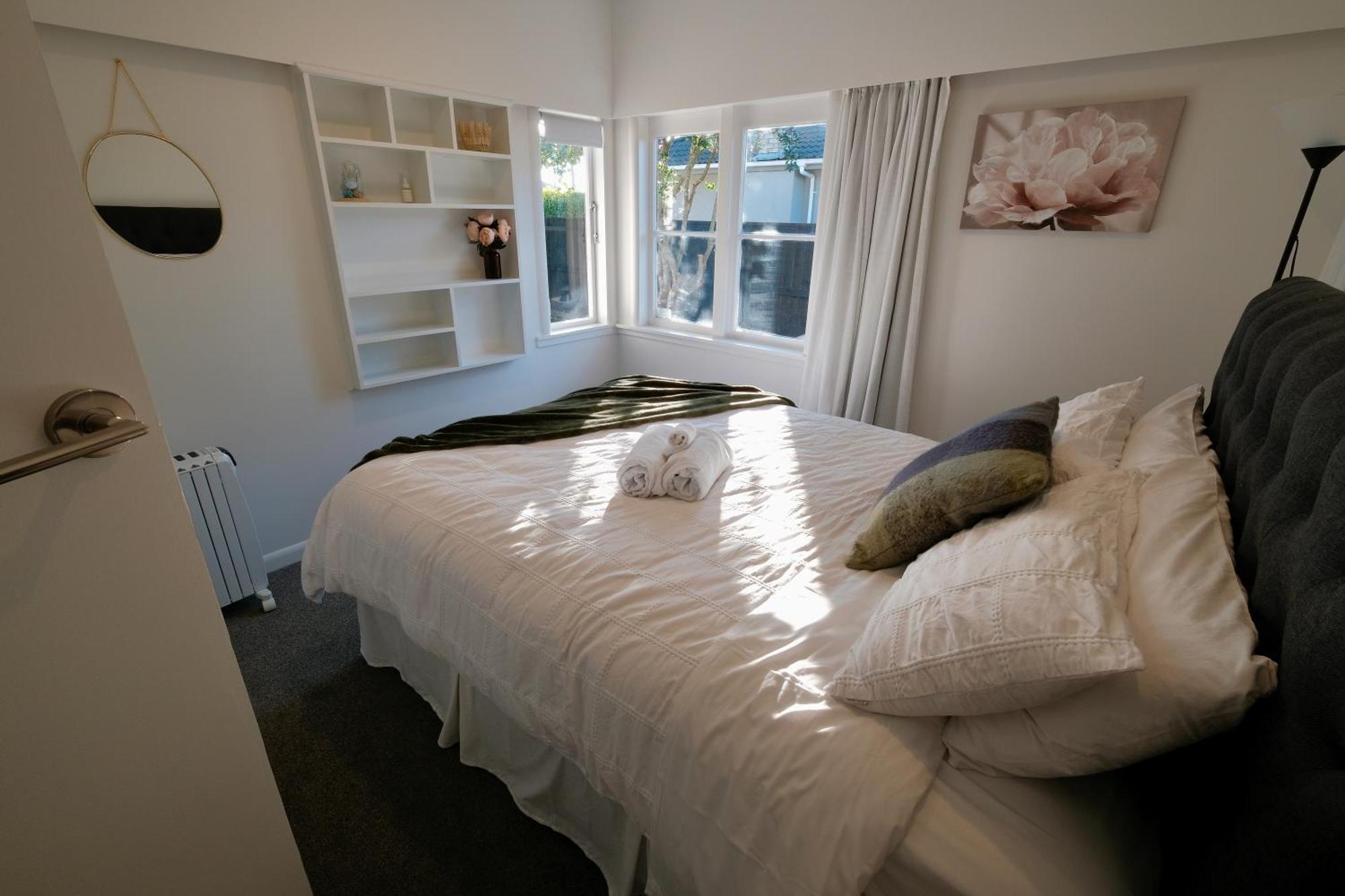 4 Bedroom In Great Location Hamilton Exterior foto