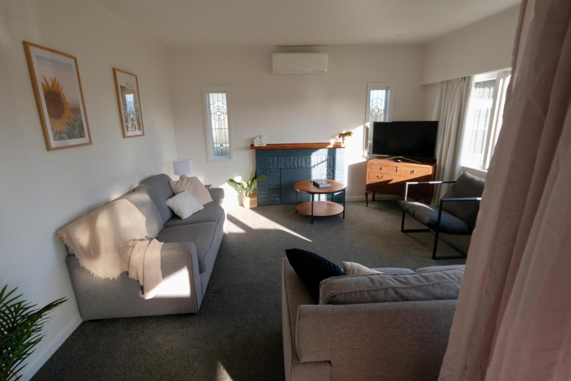 4 Bedroom In Great Location Hamilton Exterior foto